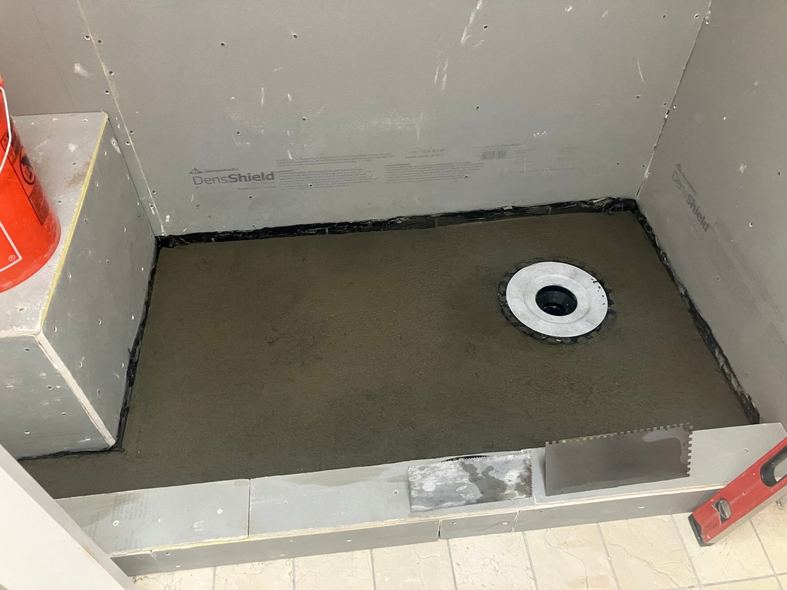 Kerdi waterproofed shower pan and bench in San Leandro